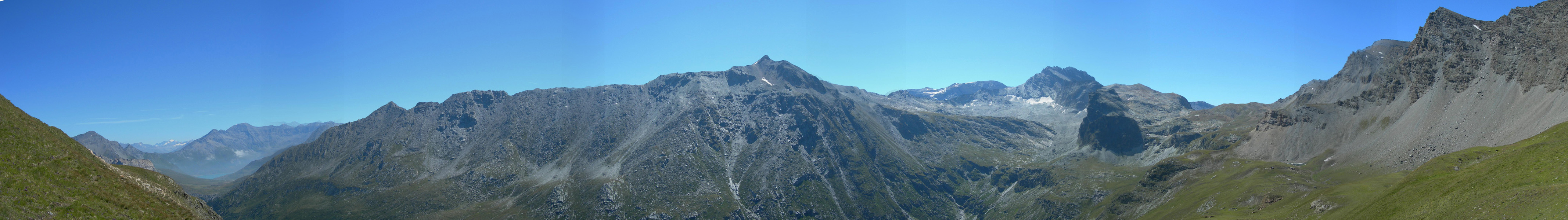 randonnees maurienne lac du liael dans le vallon d'etache